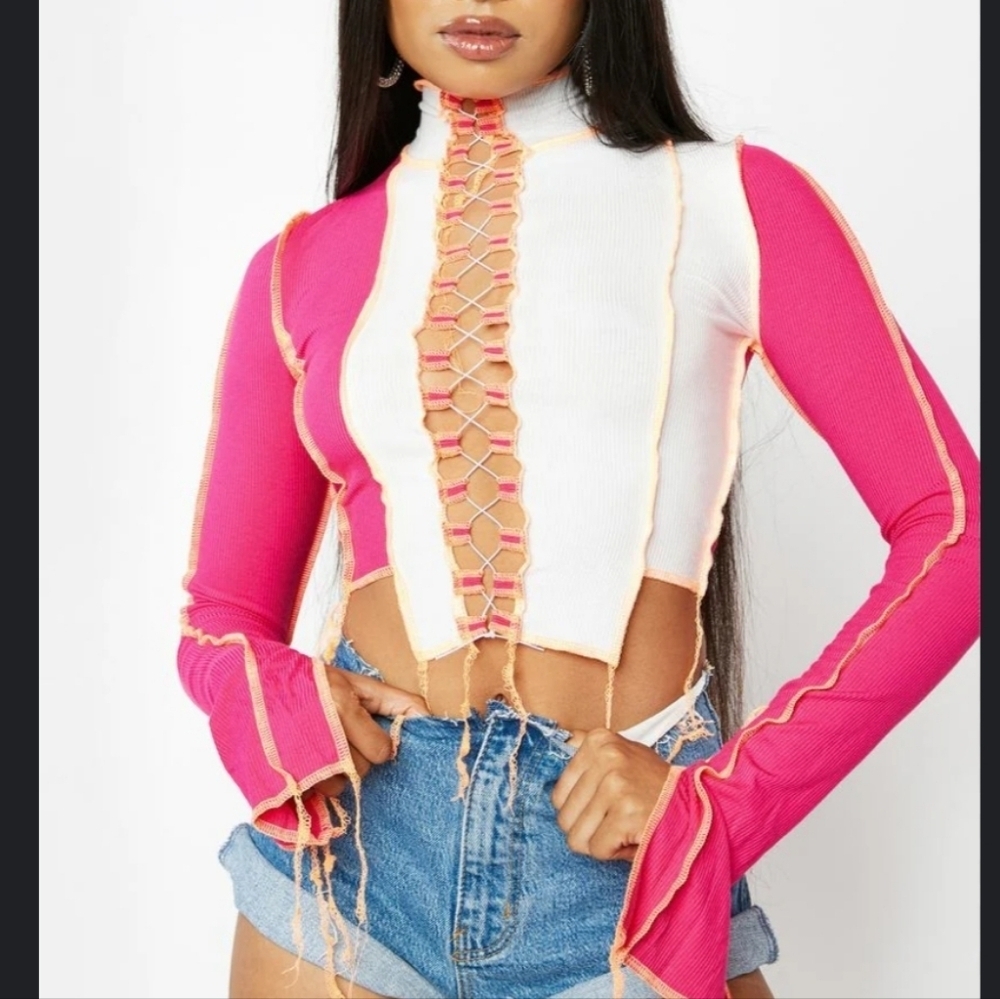Chic Pink and White Lace-Up Crop Top